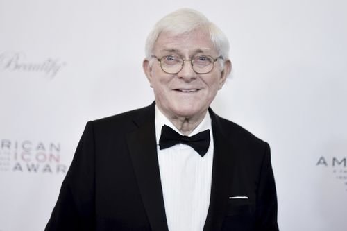 Pioneering daytime talk show host Phil Donahue dies